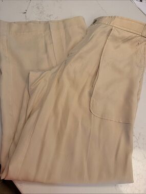 Banana Republic Beige Women's Chinos